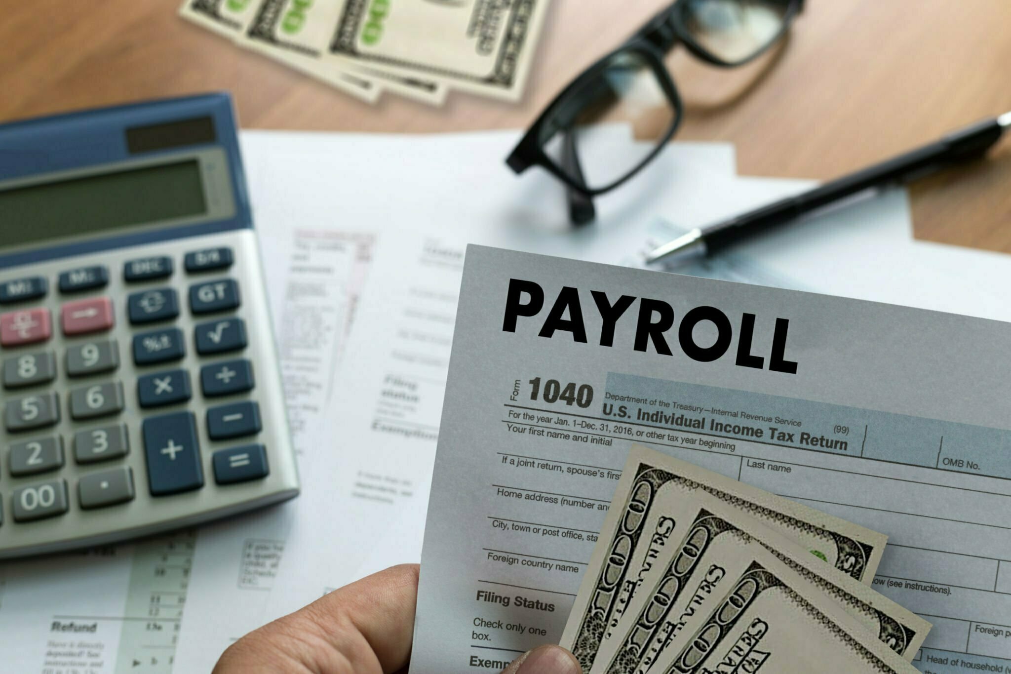 Payroll Software, Payroll Services, Online Payroll – What are the Differences?